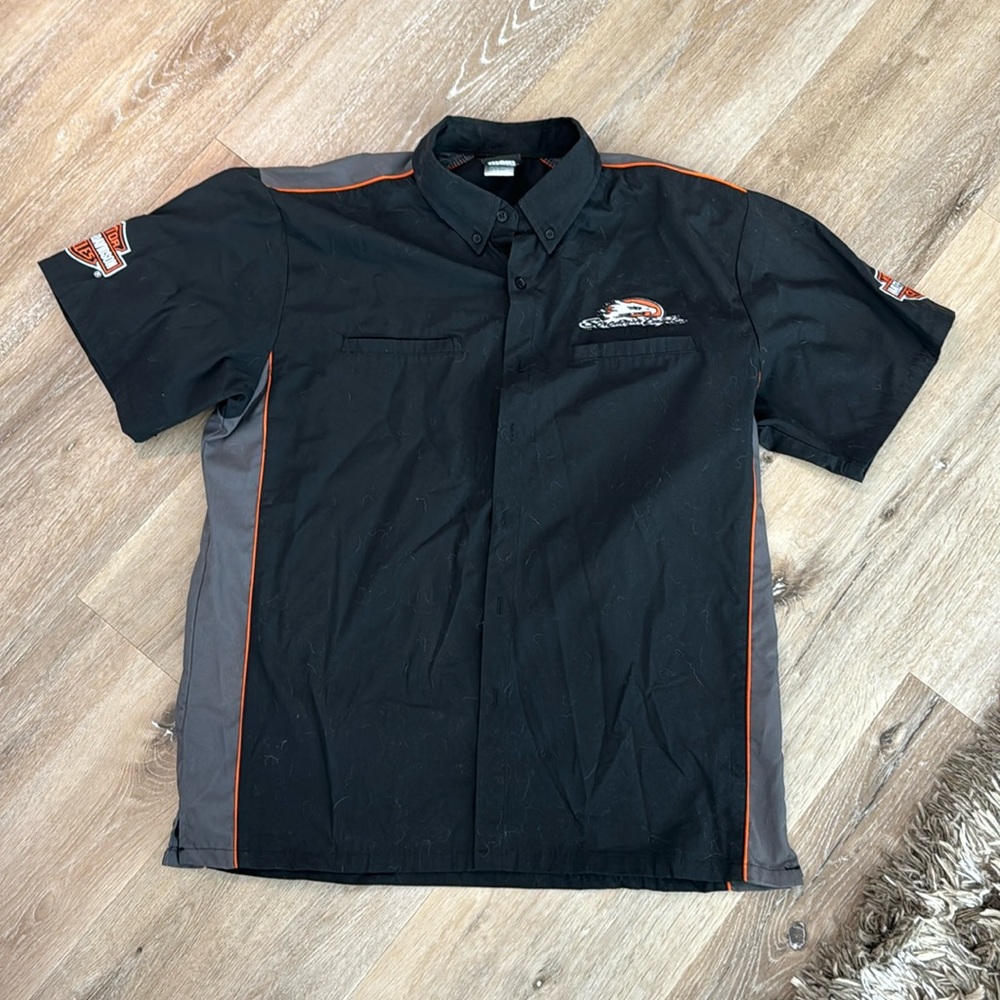Harley Davidson screaming eagle button up